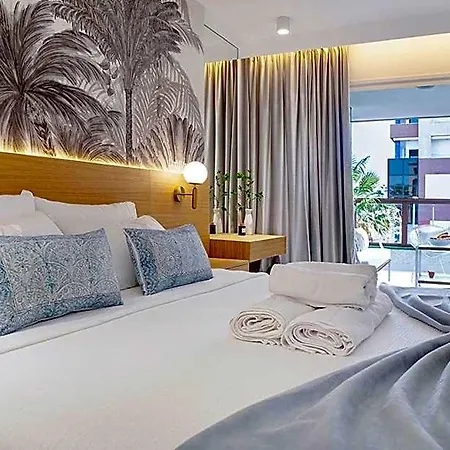 Tms Andorra Luxury Aparthotel, Americas, Pool&beach Aparthotel Playa de las Americas (Tenerife)